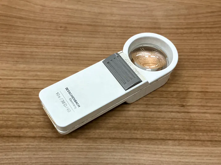 ルーペ（拡大鏡）の写真